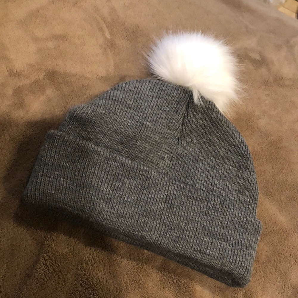 Gray hats 🎩
